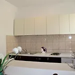 Raos شقة